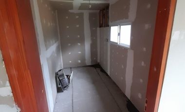 VENTA CASA A TERMINAR EN ARROYO LEYES A MTS RUTA
