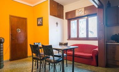 VENTA CASA 3 UNIDADES EN BLOCK CON LOCAL Y GARAGE