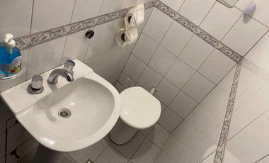 CASA EN VENTA SUÁREZ CON COCHERA