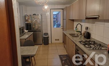 Casa en Arriendo en Avenida Punta Nogales con Pedro Fontova