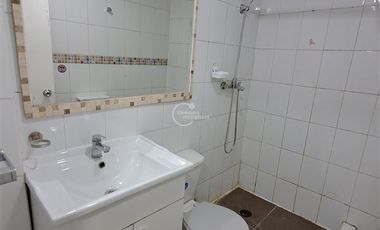 Casa en Arriendo en Las Encinas / Gerónimo de Alderete