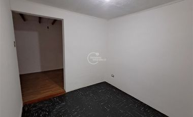 Casa en Arriendo en Las Encinas / Gerónimo de Alderete