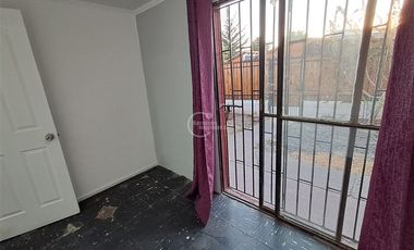 Casa en Arriendo en Las Encinas / Gerónimo de Alderete