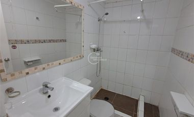 Casa en Arriendo en Las Encinas / Gerónimo de Alderete