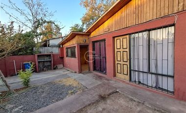Casa en Arriendo en Las Encinas / Gerónimo de Alderete