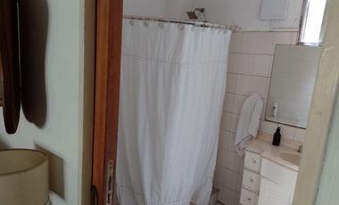 VENTA CASA 4 AMBIENTES BARRIO TIEMPO LIBRE