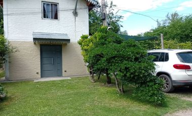 VENTA CASA 4 AMBIENTES BARRIO TIEMPO LIBRE