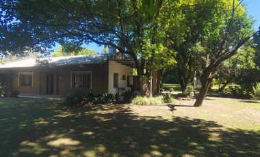 VENTA CASA QUINTA 3 AMBIENTES TRISTAN SUAREZ