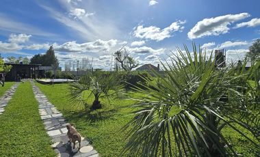 Venta casa dos dormitorios, pileta, Albarellos