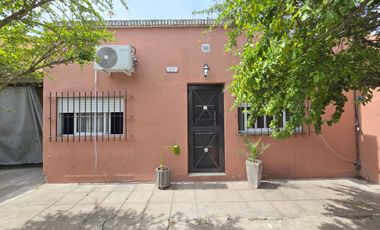 Casa 4 amb en venta Merlo Libertad cochera jardin