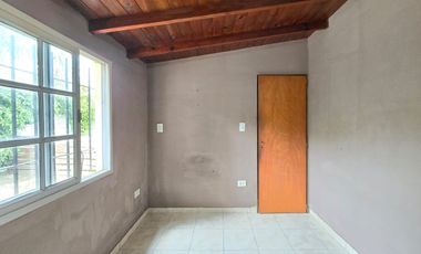 Casa 4 amb en venta Merlo Libertad cochera jardin