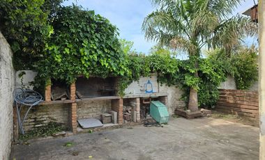 Casa 4 amb en venta Merlo Libertad cochera jardin