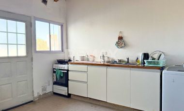 VENTA LOCAL+5 DPTOS+TALLER+GALPÓN+GARAGE NEUQUÉN