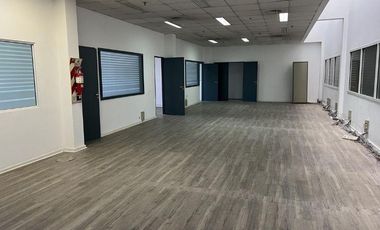 Nave Industrial en Alquiler de 12.353 m2 cubiertos - Escobar Garin