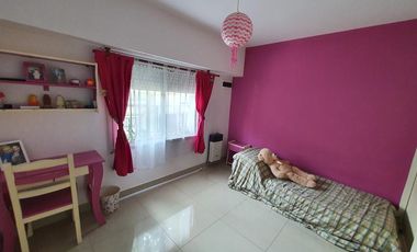 4 Ambientes con cochera y patio