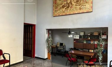 Local u oficina en venta Berazategui Centro