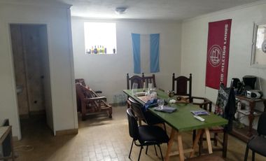 Local - Lanús