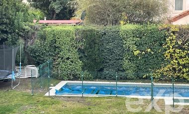 Casa en Arriendo en Condominio Las Bandadas