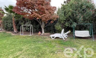 Casa en Arriendo en Condominio Las Bandadas