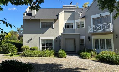 Casa en venta en Bella Vista - Barrio Chacra de Alcalá