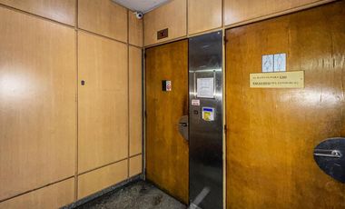 Cochera a la venta en edificio de cocheras centrico