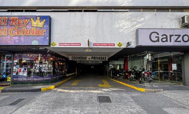 Cochera a la venta en edificio de cocheras centrico