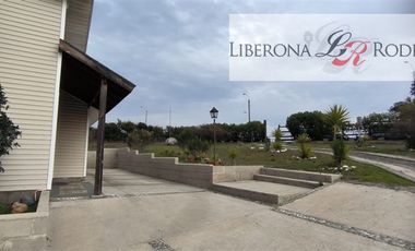 Casa en Arriendo en Parcela con casa en Lomas del Tranque, Valle Alegre