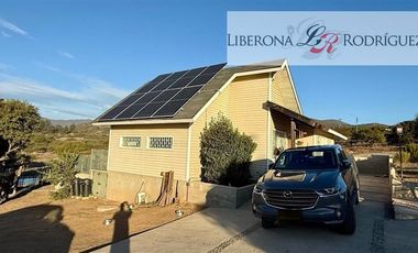 Casa en Arriendo en Parcela con casa en Lomas del Tranque, Valle Alegre