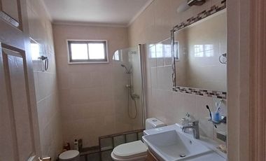 Casa en Arriendo en Parcela con casa en Lomas del Tranque, Valle Alegre