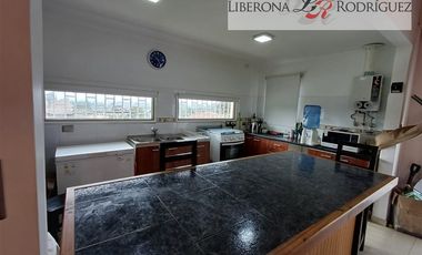 Casa en Arriendo en Parcela con casa en Lomas del Tranque, Valle Alegre