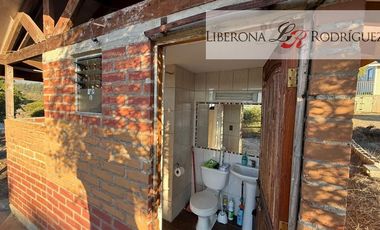 Casa en Arriendo en Parcela con casa en Lomas del Tranque, Valle Alegre