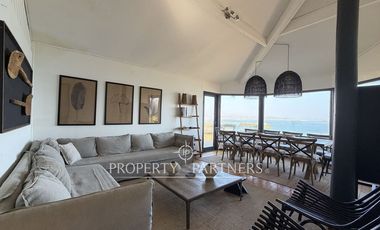 Exclusiva Casa con Acceso Directo al Mar en Los Vilos | 6.000 m² de Privacidad Frente al Océano