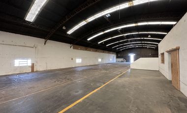 Depósito de 1302 m2 en Alquiler - Don Torcuato