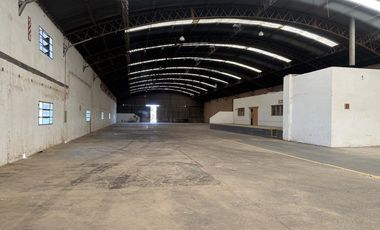 Depósito de 1302 m2 en Alquiler - Don Torcuato