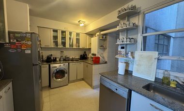 Dúplex de 6 ambientes en VENTA sobre libertador con balcon aterrazado.