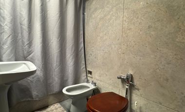 Dúplex de 6 ambientes en VENTA sobre libertador con balcon aterrazado.