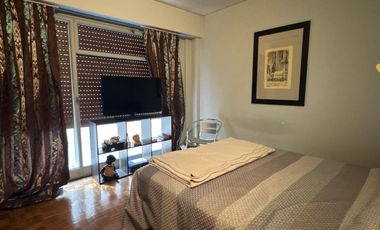 Dúplex de 6 ambientes en VENTA sobre libertador con balcon aterrazado.