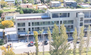 Local comercial con cochera en alquiler - Hudson - ZONA SUR- BERAZATEGUI
