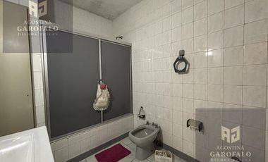 Venta PH en Block 2 viviendas independientes ideal para 2 familias o renta en Boedo