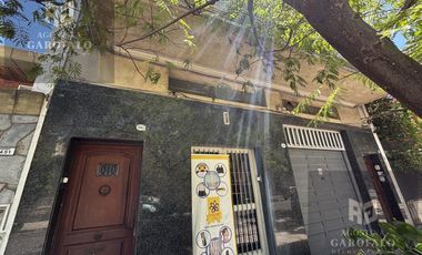 Venta PH en Block 2 viviendas independientes ideal para 2 familias o renta en Boedo