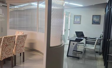 Oficina en Riviera Park