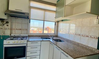 Dpto 2 ambientes con cochera y terraza propia, pileta y SUM -  excelente vista
