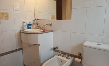 Casa en barrio privado en Villa del Parque con Seguridad 24 hs