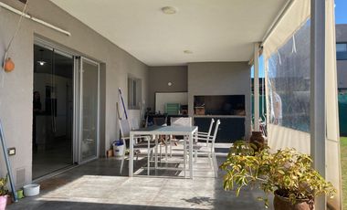 Alquiler casa 3 dorm. Barrio las cañitas - Malagueño