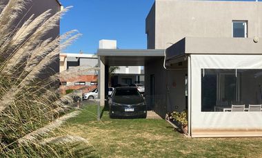 Alquiler casa 3 dorm. Barrio las cañitas - Malagueño