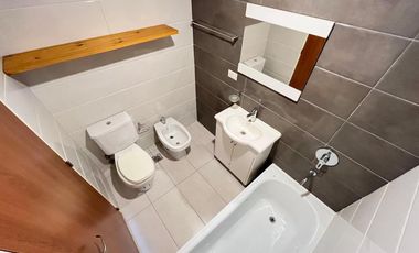 Alquiler Departamento 3 ambientes cochera cubierta centro Villa Ballester