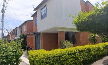CASA EN ALQUILER - PARAISO DE LA ITALIA - PALMIRA