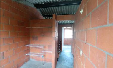 CASA EN ALQUILER - PARAISO DE LA ITALIA - PALMIRA