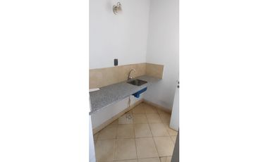 ALQUILO Oficina Comercial