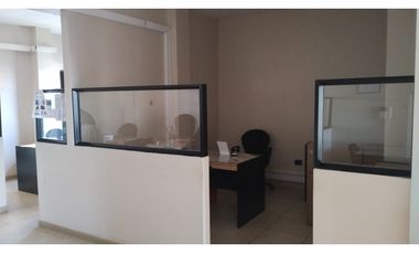 ALQUILO Oficina Comercial